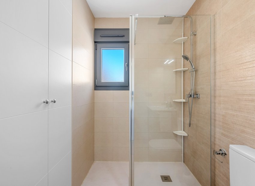 Resale - Townhouse / Duplex / Corner - Formentera del Segura - Formentera De Segura