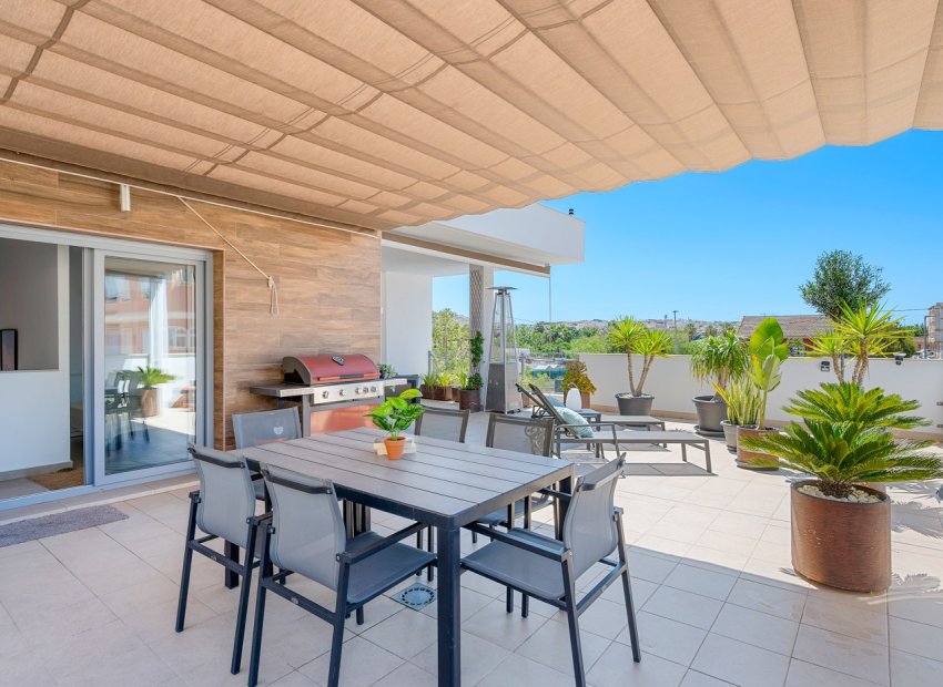 Resale - Townhouse / Duplex / Corner - Formentera del Segura - Formentera De Segura