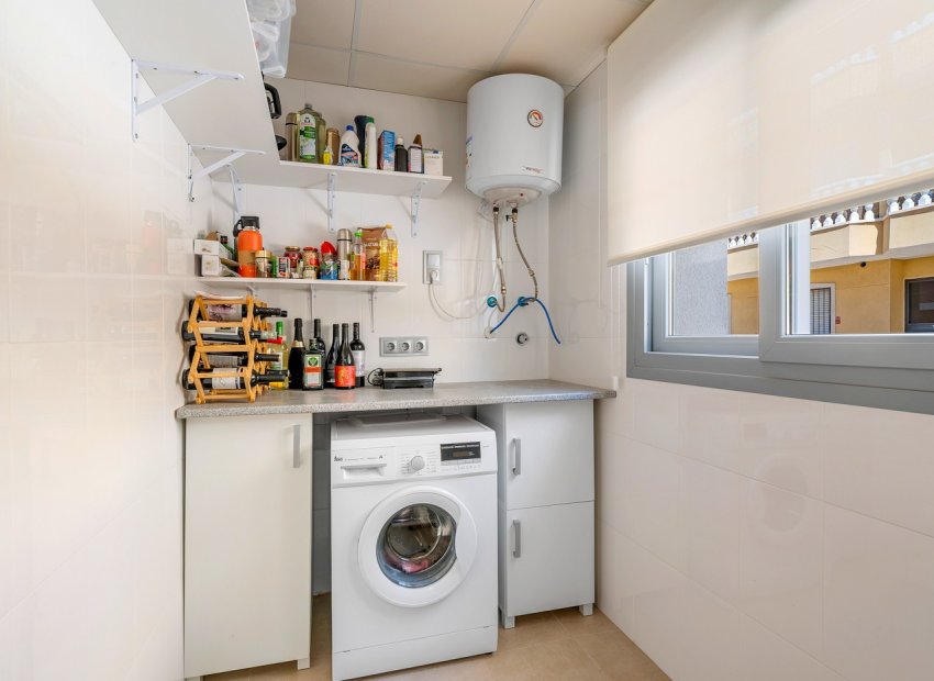 Resale - Townhouse / Duplex / Corner - Formentera del Segura - Formentera De Segura