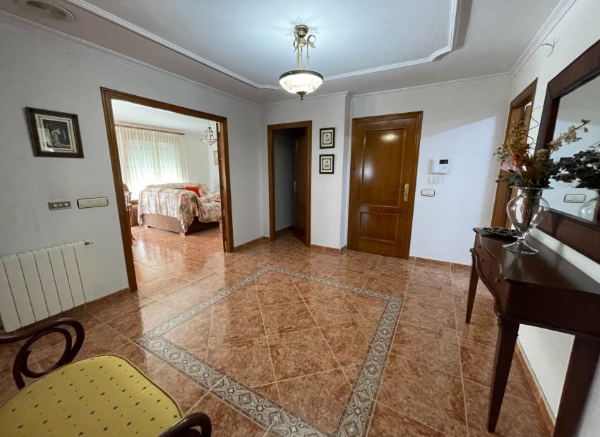 Resale - Townhouse / Duplex / Corner - Formentera del Segura - Formentera De Segura