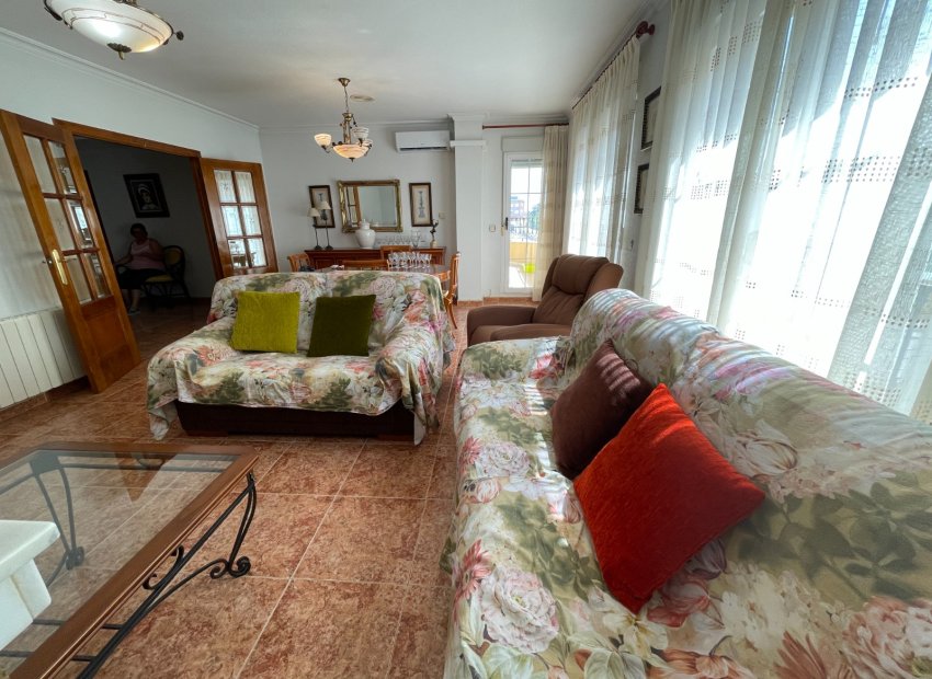 Resale - Townhouse / Duplex / Corner - Formentera del Segura - Formentera De Segura