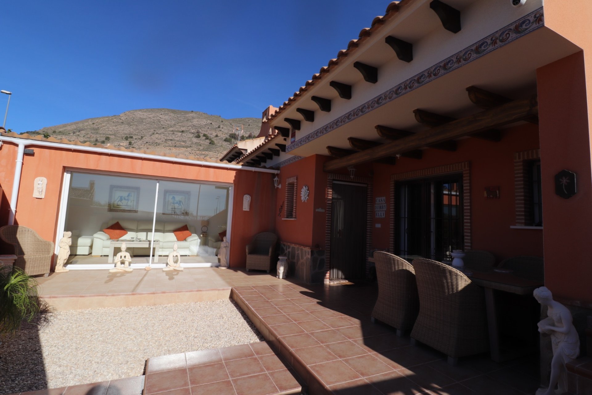 Resale - Townhouse / Duplex / Corner - Fortuna - LAS KALENDAS