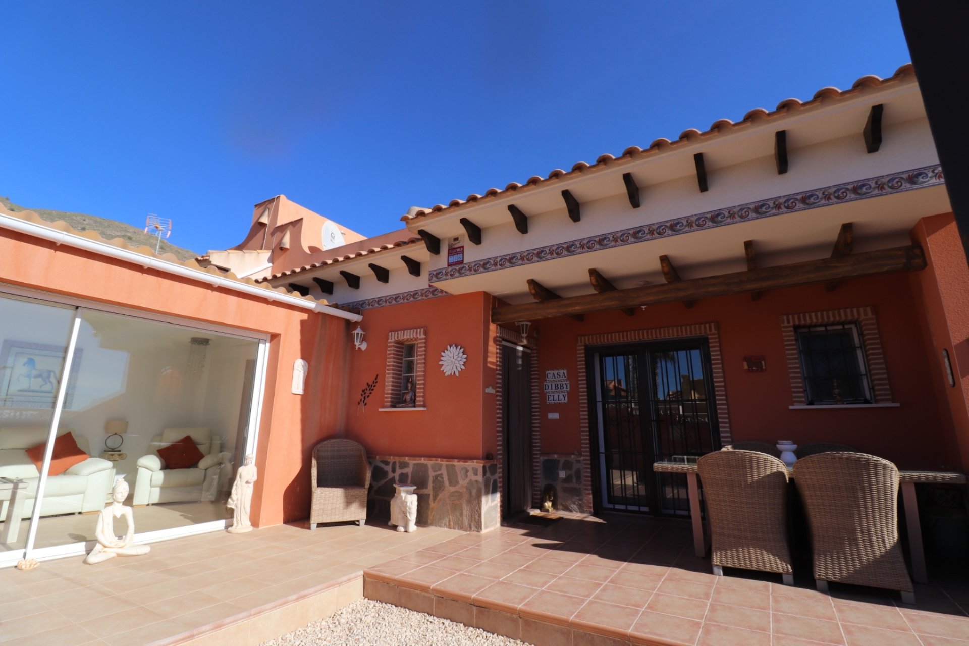 Resale - Townhouse / Duplex / Corner - Fortuna - LAS KALENDAS