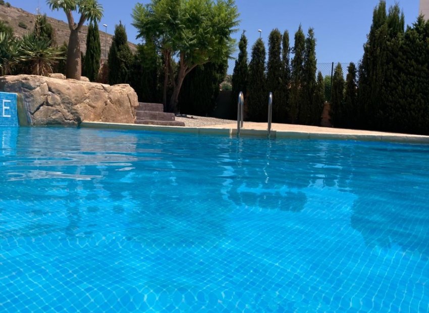 Resale - Townhouse / Duplex / Corner - Fortuna - LAS KALENDAS