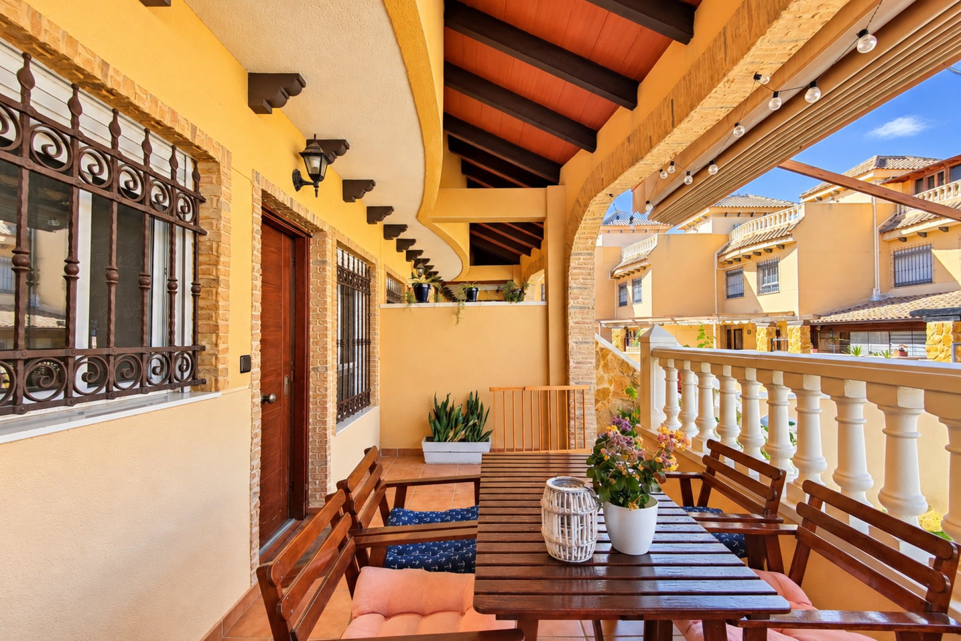 Resale - Townhouse / Duplex / Corner - Guardamar del Segura - Center - El Raso