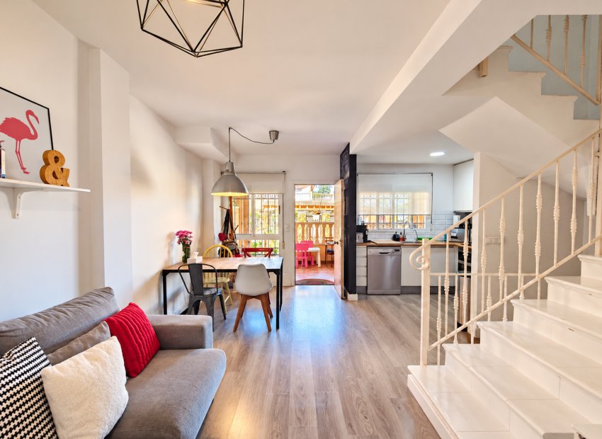 Resale - Townhouse / Duplex / Corner - Guardamar del Segura - Center - El Raso