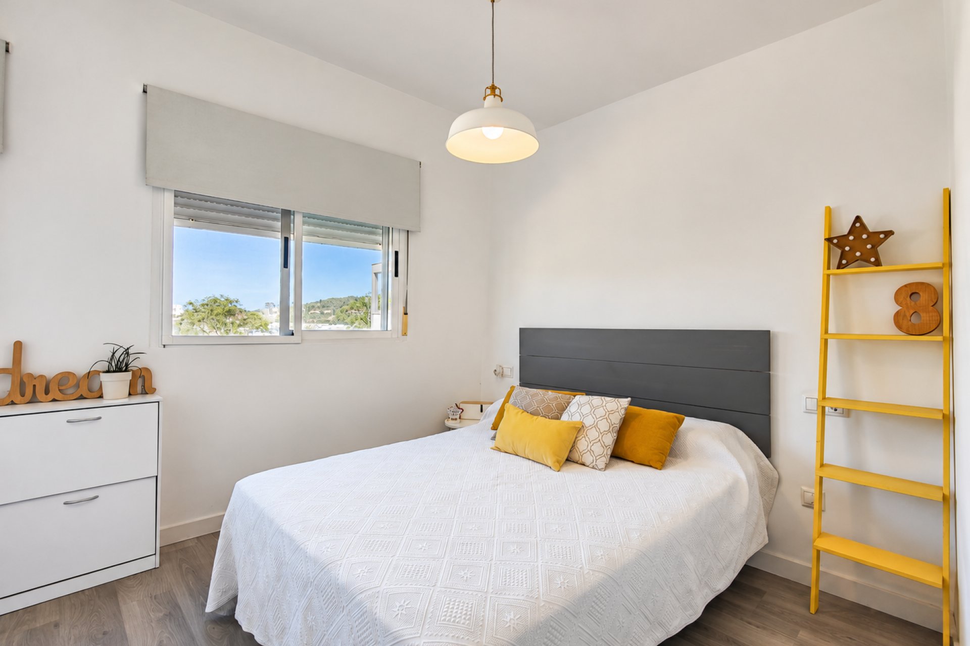 Resale - Townhouse / Duplex / Corner - Guardamar del Segura - Center - El Raso