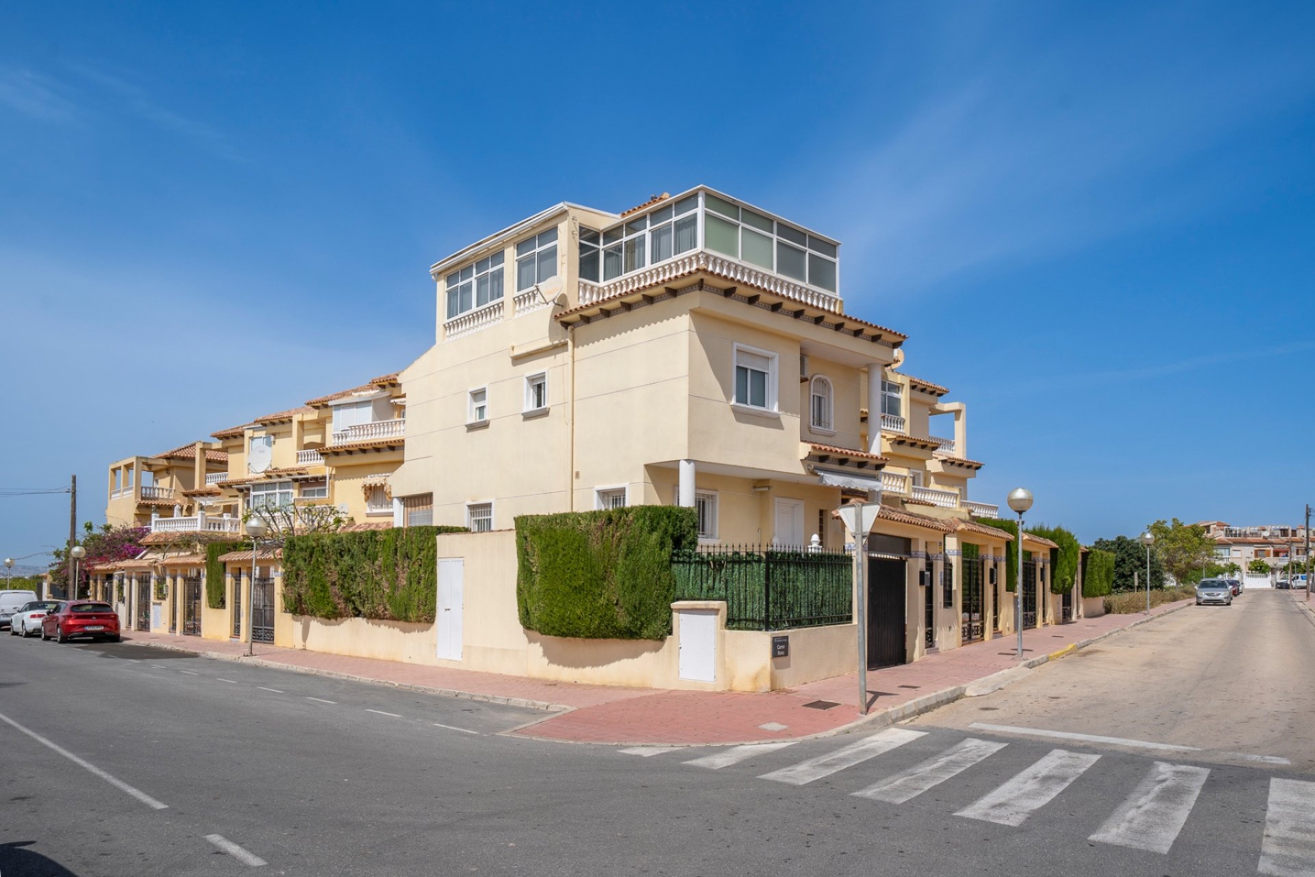 Resale - Townhouse / Duplex / Corner - Guardamar del Segura - El Moncayo