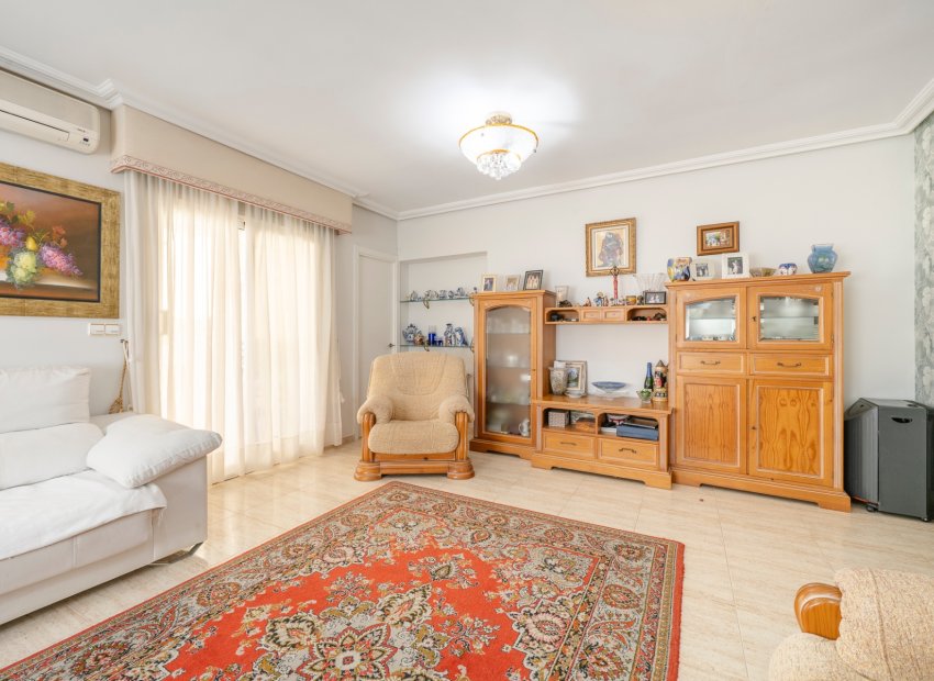 Resale - Townhouse / Duplex / Corner - Guardamar del Segura - El Moncayo