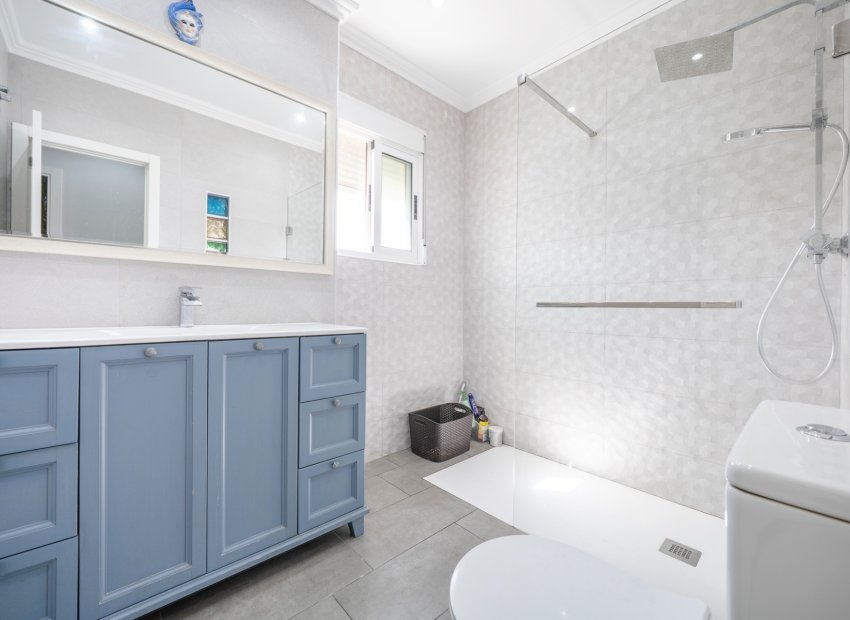 Resale - Townhouse / Duplex / Corner - Guardamar del Segura - El Moncayo