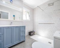 Resale - Townhouse / Duplex / Corner - Guardamar del Segura - El Moncayo