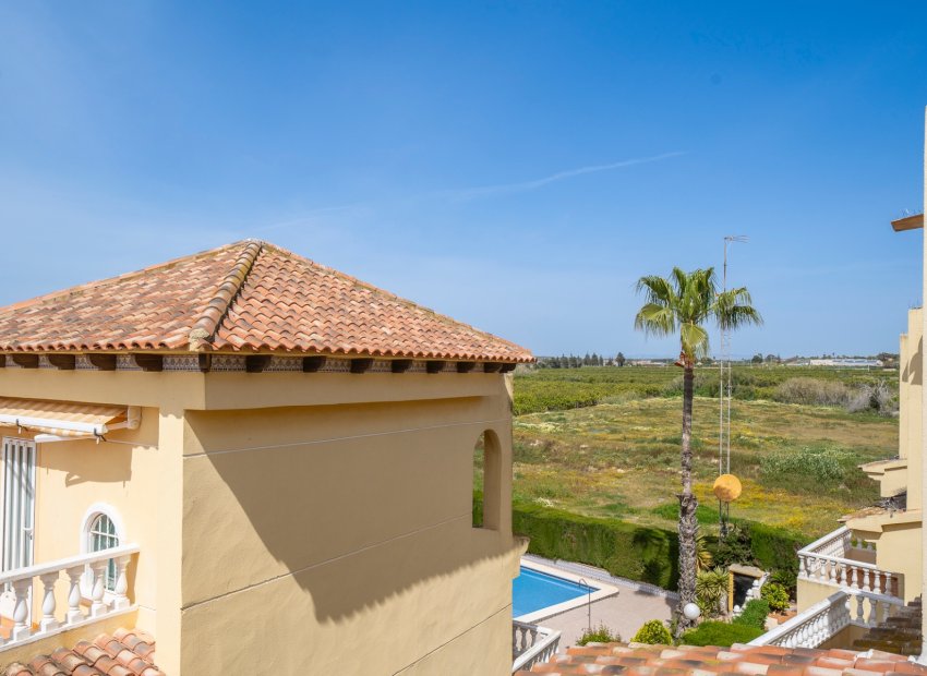 Resale - Townhouse / Duplex / Corner - Guardamar del Segura - El Moncayo