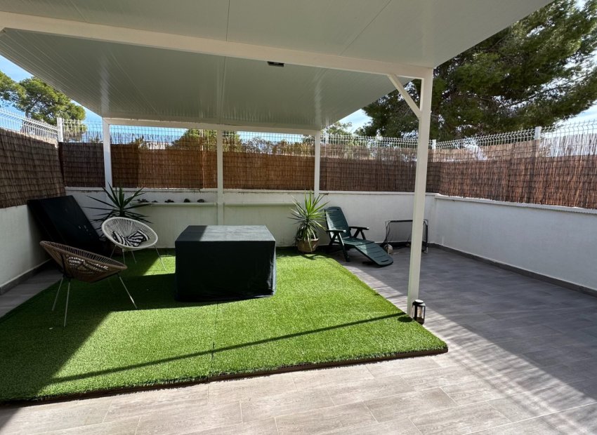 Resale - Townhouse / Duplex / Corner - Guardamar del Segura - El Raso