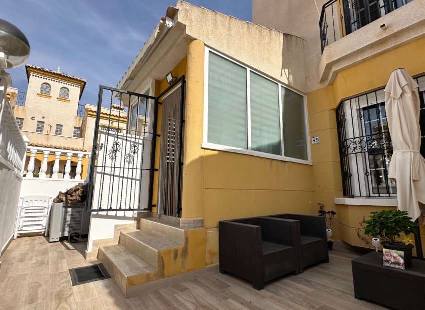 Resale - Townhouse / Duplex / Corner - Guardamar del Segura - El Raso