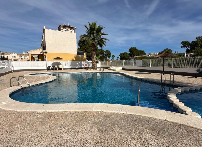 Resale - Townhouse / Duplex / Corner - Guardamar del Segura - El Raso