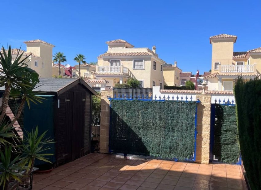 Resale - Townhouse / Duplex / Corner - Guardamar del Segura - El Raso