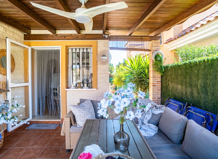Resale - Townhouse / Duplex / Corner - Guardamar del Segura - El Raso
