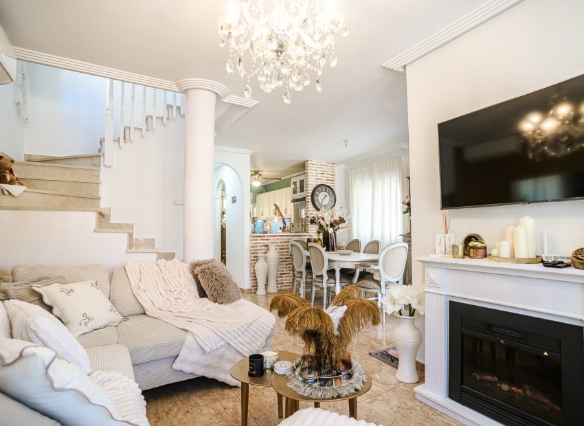 Resale - Townhouse / Duplex / Corner - Guardamar del Segura - El Raso