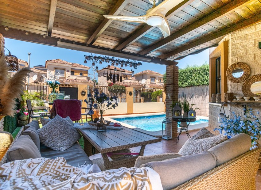 Resale - Townhouse / Duplex / Corner - Guardamar del Segura - El Raso
