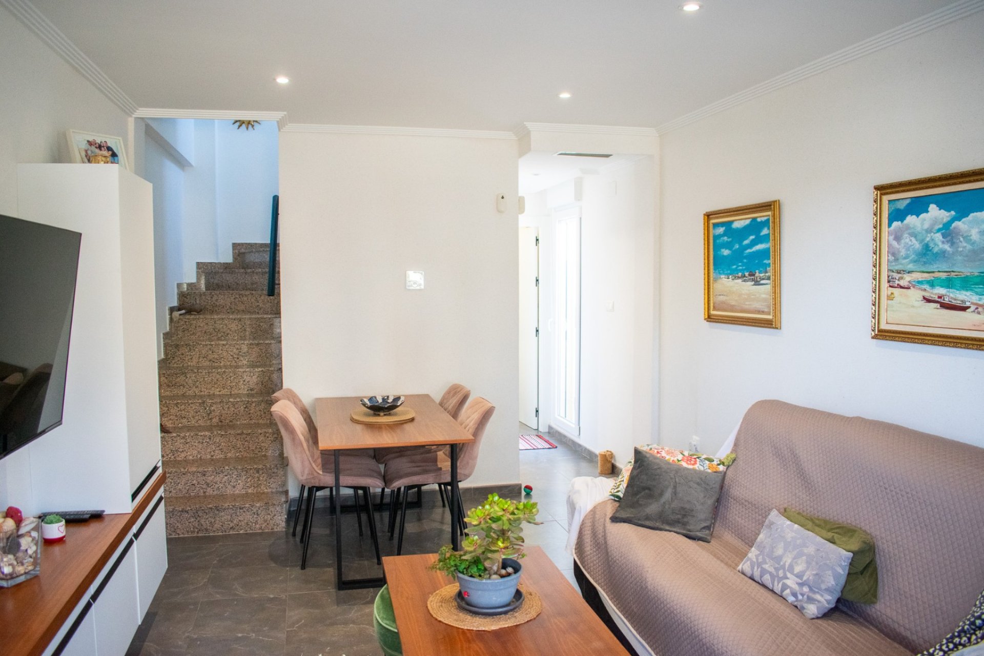 Resale - Townhouse / Duplex / Corner - Guardamar del Segura - Urbanizaciones