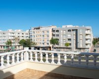 Resale - Townhouse / Duplex / Corner - Guardamar del Segura - Urbanizaciones