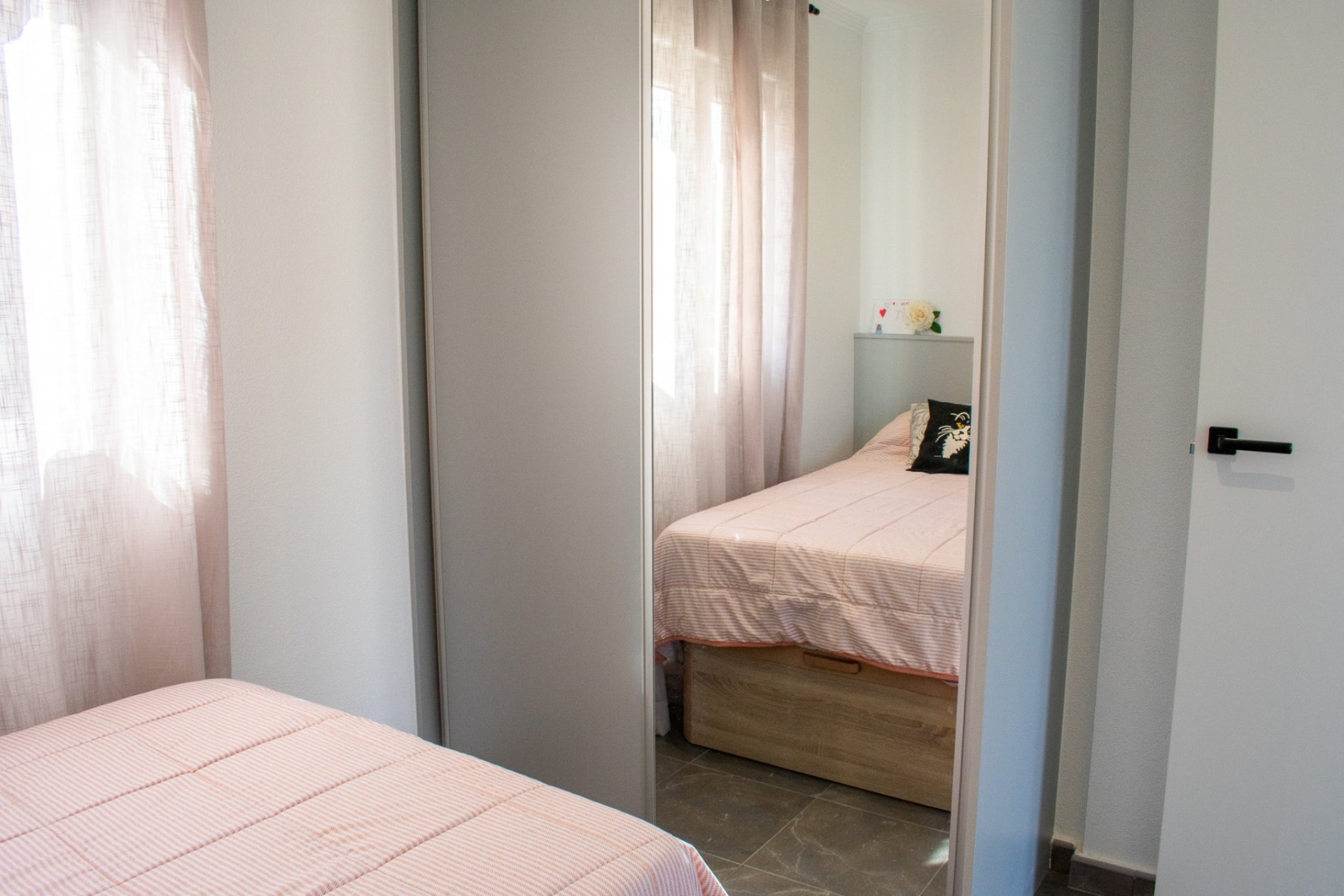 Resale - Townhouse / Duplex / Corner - Guardamar del Segura - Urbanizaciones