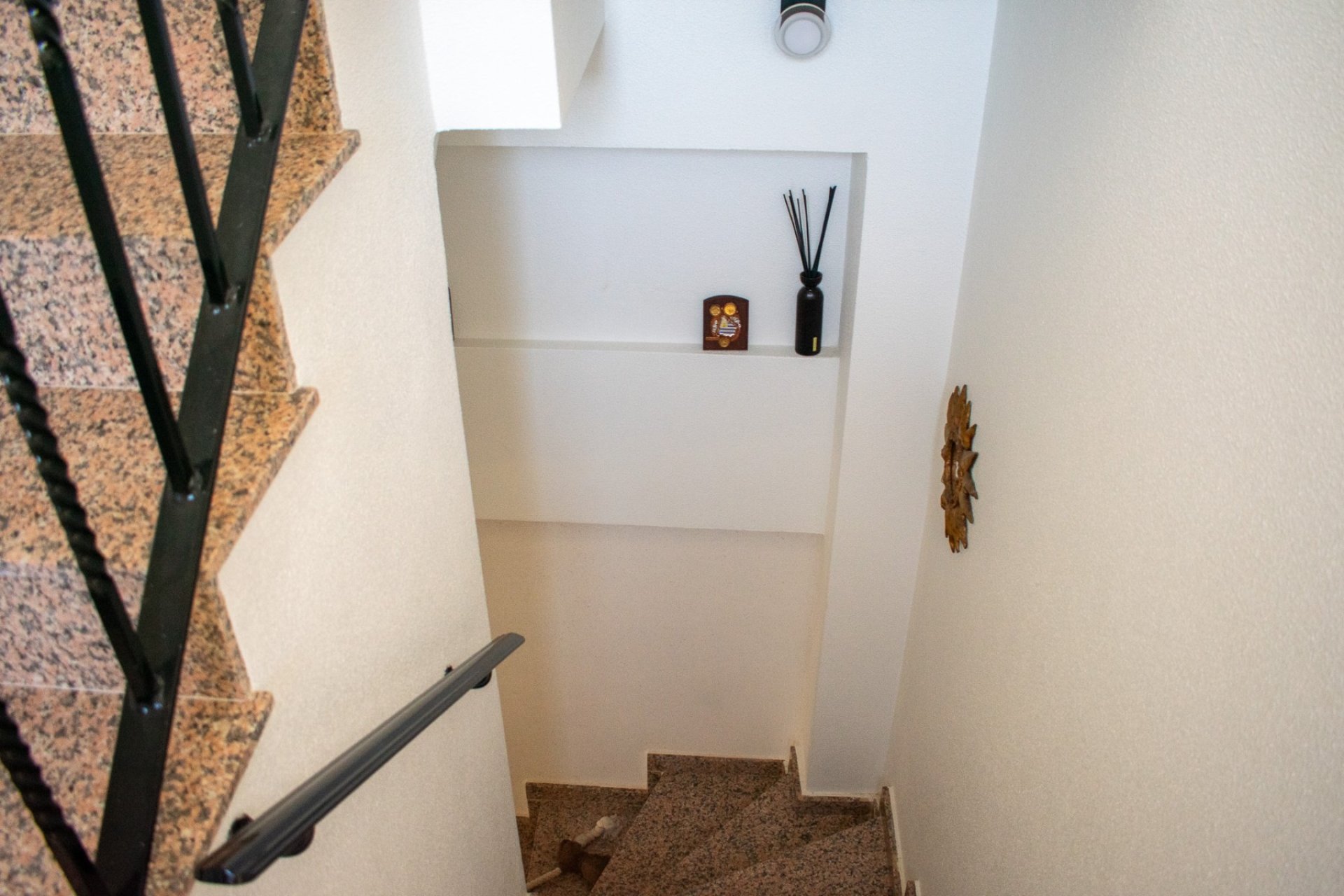 Resale - Townhouse / Duplex / Corner - Guardamar del Segura - Urbanizaciones