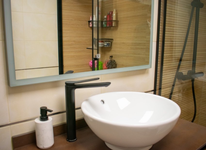 Resale - Townhouse / Duplex / Corner - Guardamar del Segura - Urbanizaciones