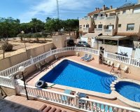 Resale - Townhouse / Duplex / Corner - Guardamar del Segura - Urbanizaciones