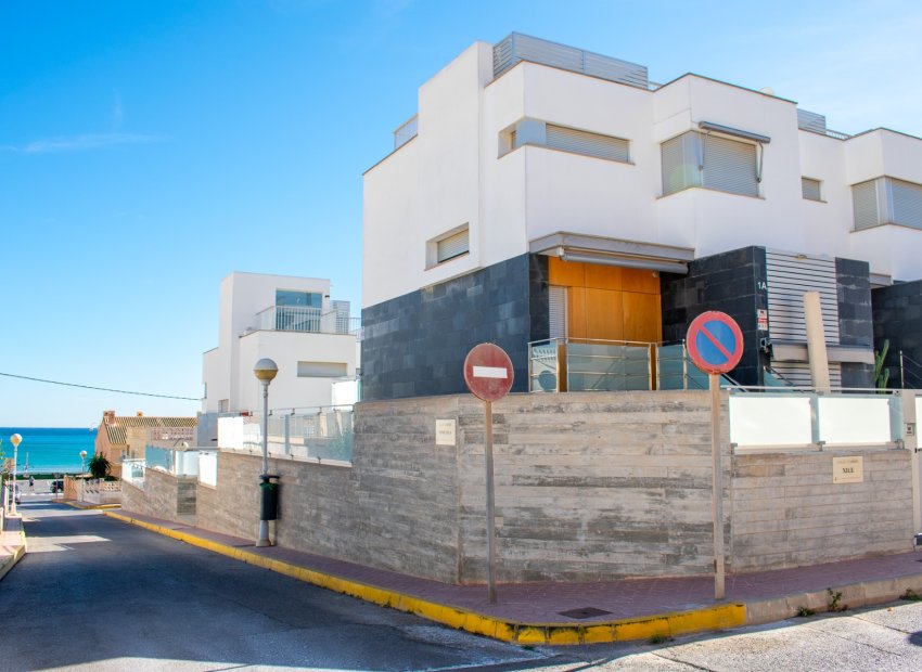 Resale - Townhouse / Duplex / Corner - Guardamar del Segura