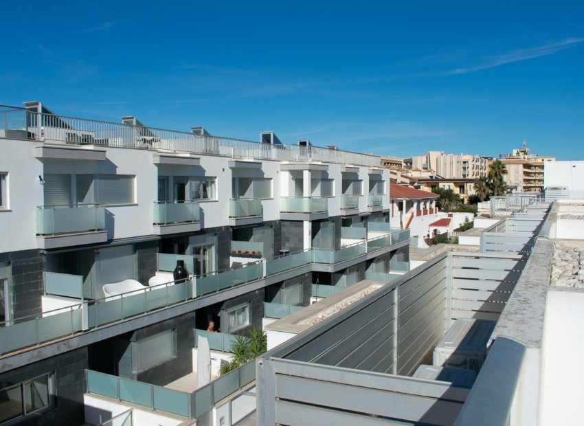 Resale - Townhouse / Duplex / Corner - Guardamar del Segura