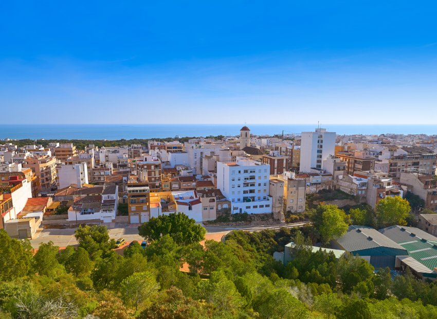 Resale - Townhouse / Duplex / Corner - Guardamar del Segura