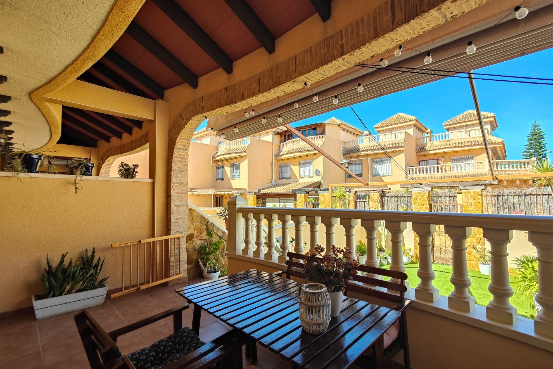 Resale - Townhouse / Duplex / Corner - Guardamar del Segura