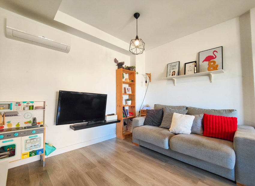 Resale - Townhouse / Duplex / Corner - Guardamar del Segura