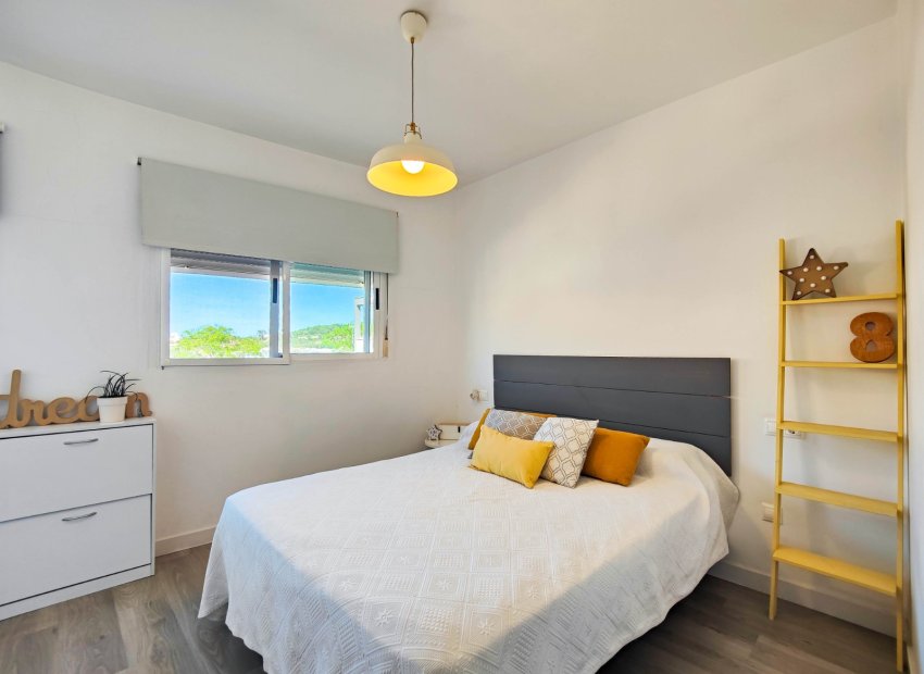 Resale - Townhouse / Duplex / Corner - Guardamar del Segura