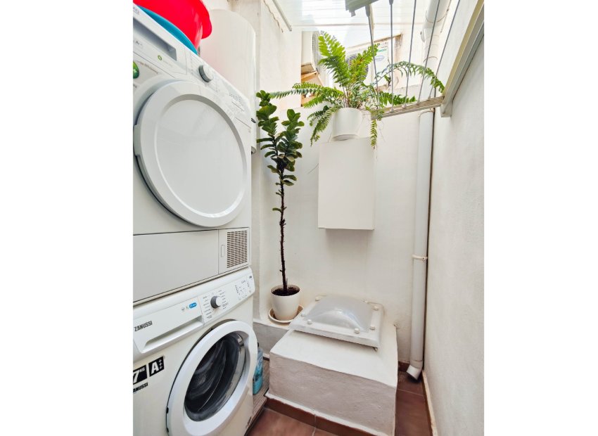 Resale - Townhouse / Duplex / Corner - Guardamar del Segura