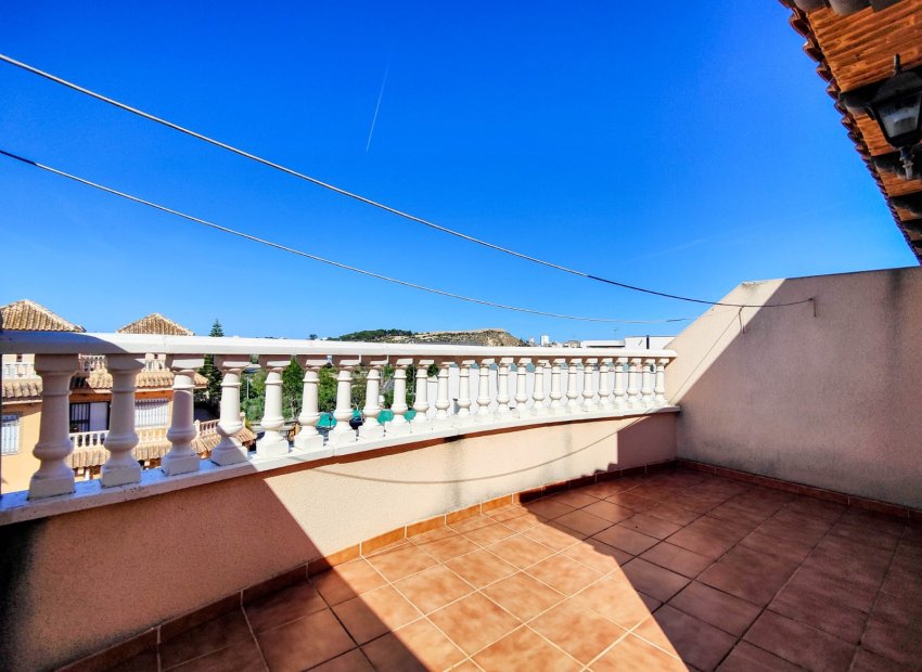 Resale - Townhouse / Duplex / Corner - Guardamar del Segura
