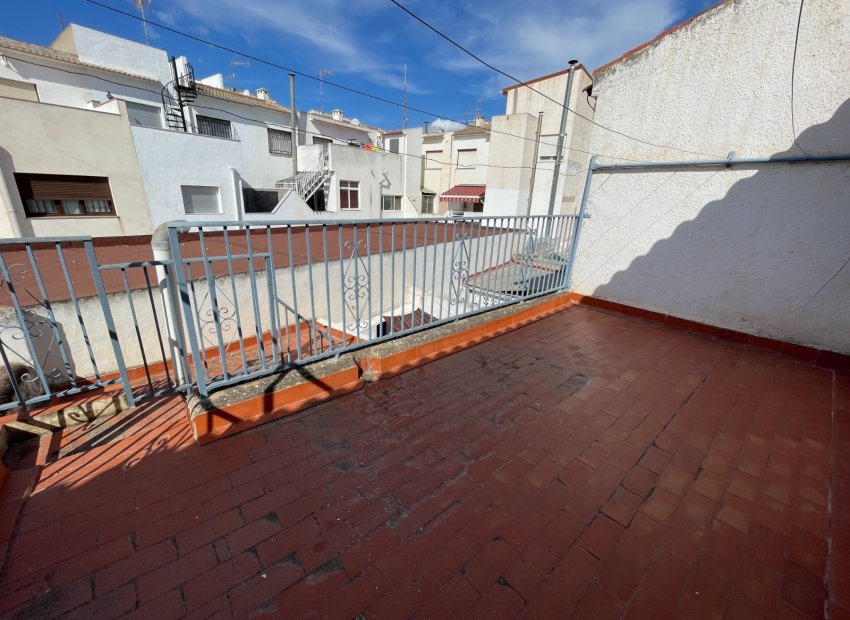 Resale - Townhouse / Duplex / Corner - Jacarilla - Comunidad Valenciana