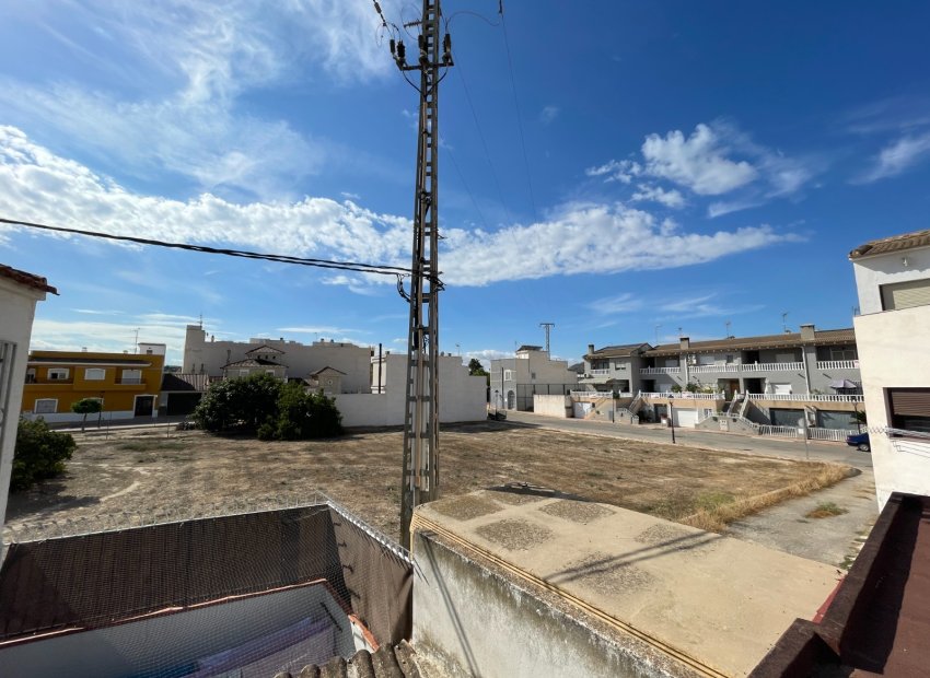 Resale - Townhouse / Duplex / Corner - Jacarilla - Comunidad Valenciana