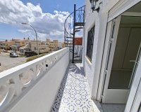 Resale - Townhouse / Duplex / Corner - La Marina - La Marina - Urbanization