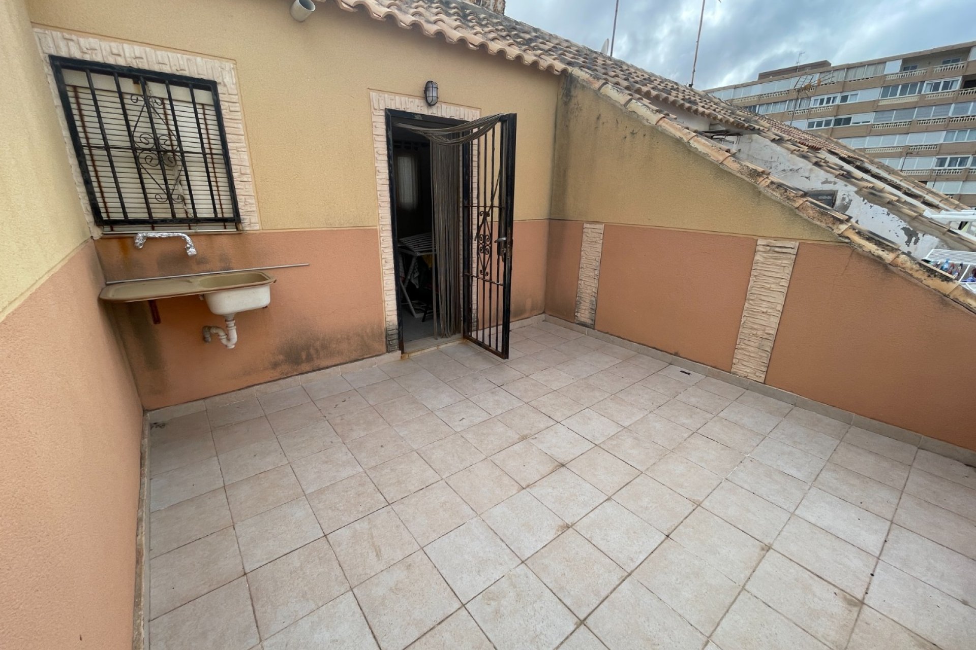Resale - Townhouse / Duplex / Corner - La Mata - Playa