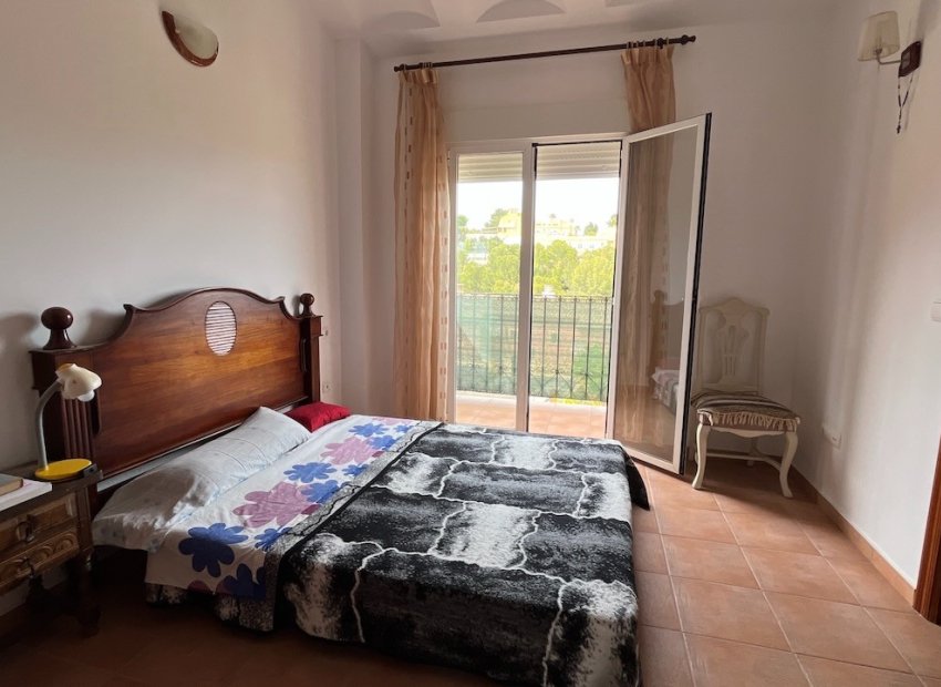 Resale - Townhouse / Duplex / Corner - La Nucía - Montebello