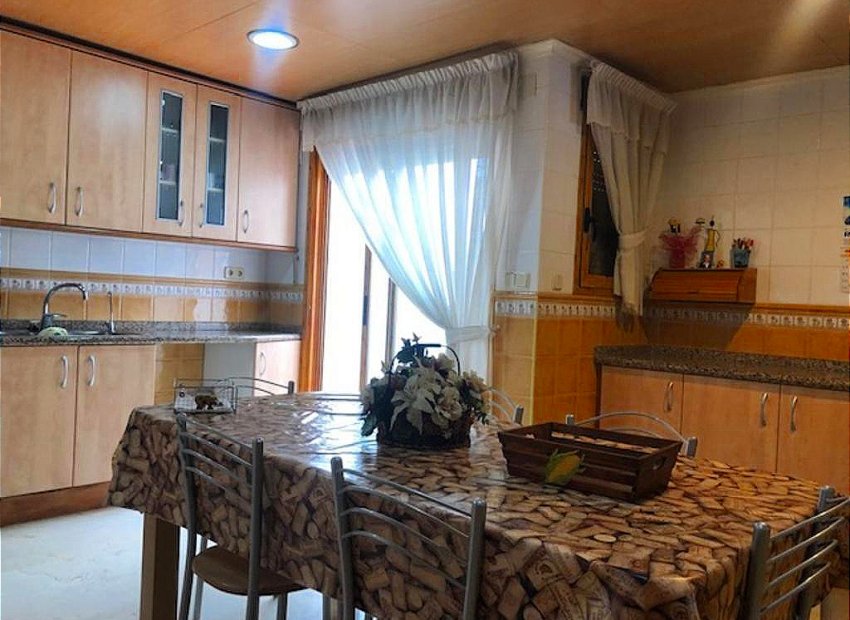 Resale - Townhouse / Duplex / Corner - La Nucía - town