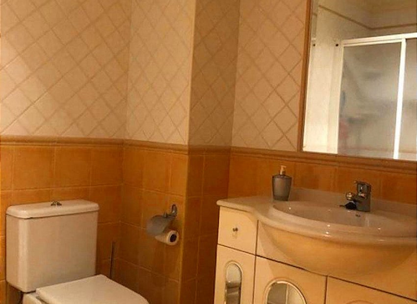 Resale - Townhouse / Duplex / Corner - La Nucía - town