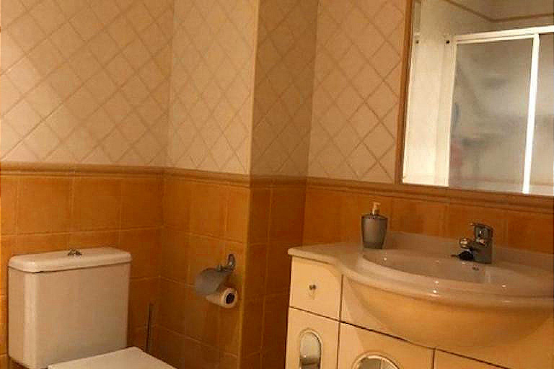 Resale - Townhouse / Duplex / Corner - La Nucía - town