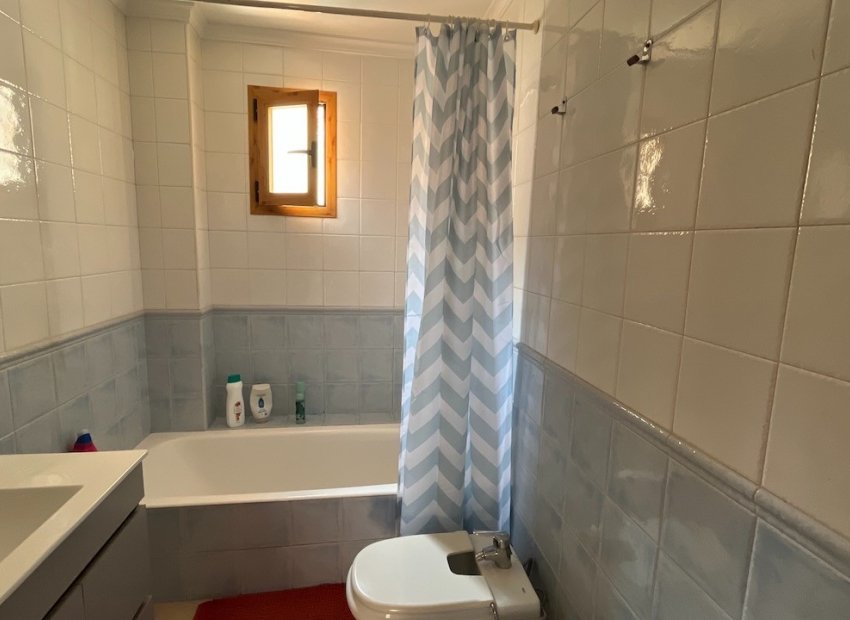 Resale - Townhouse / Duplex / Corner - La Nucía - town