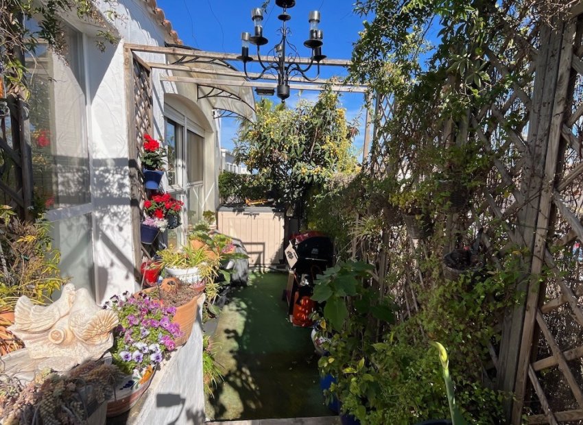 Resale - Townhouse / Duplex / Corner - La Nucía - Urbanizaciones