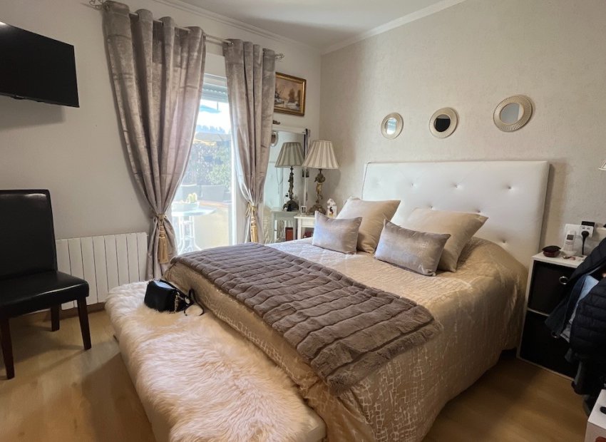 Resale - Townhouse / Duplex / Corner - La Nucía - Urbanizaciones