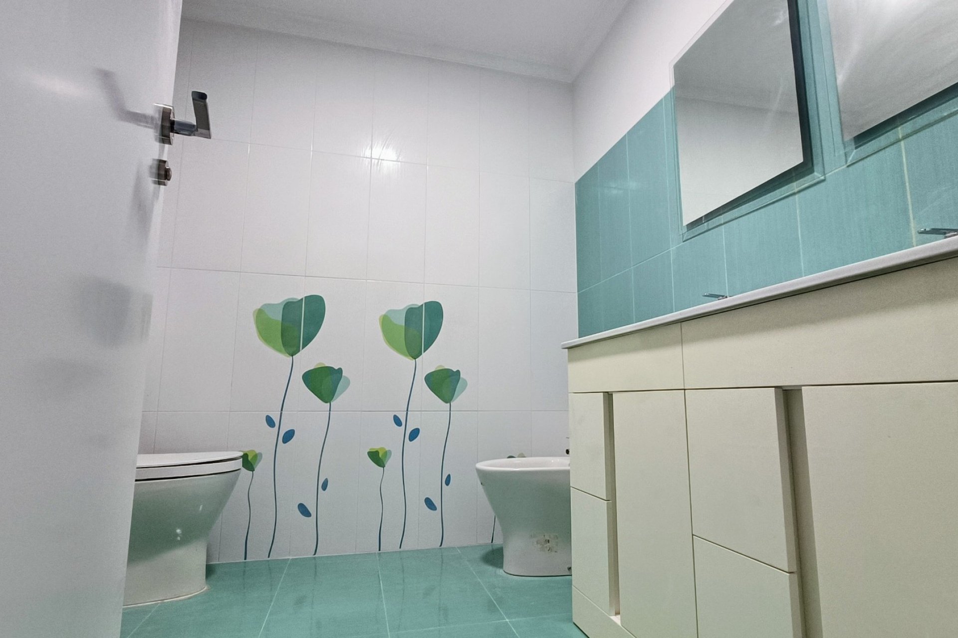 Resale - Townhouse / Duplex / Corner - La Romana