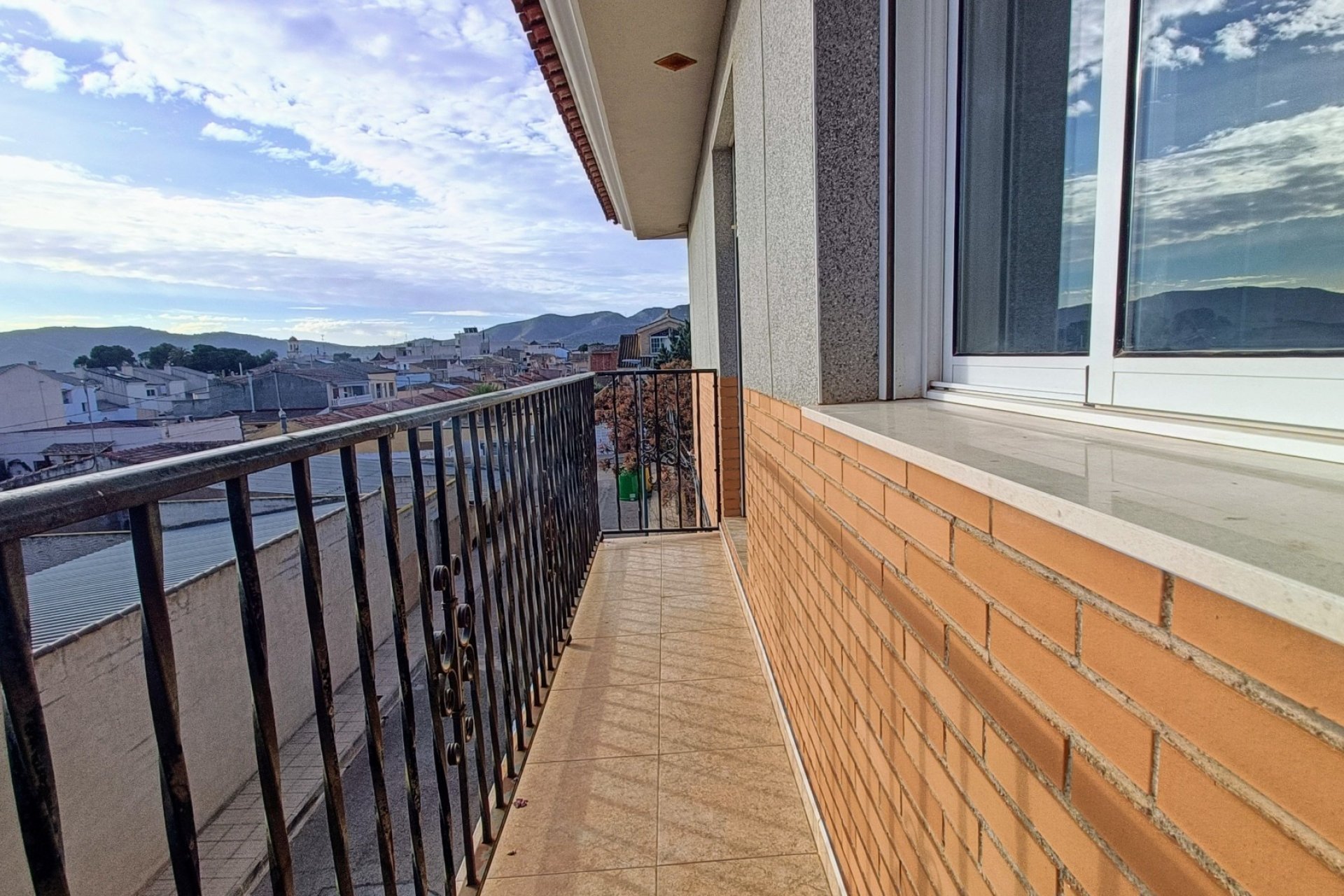 Resale - Townhouse / Duplex / Corner - La Romana